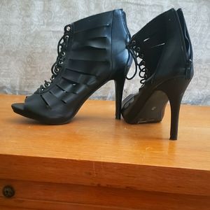 SIZE 10 CAGED HEELS PLATFORM PUMPS